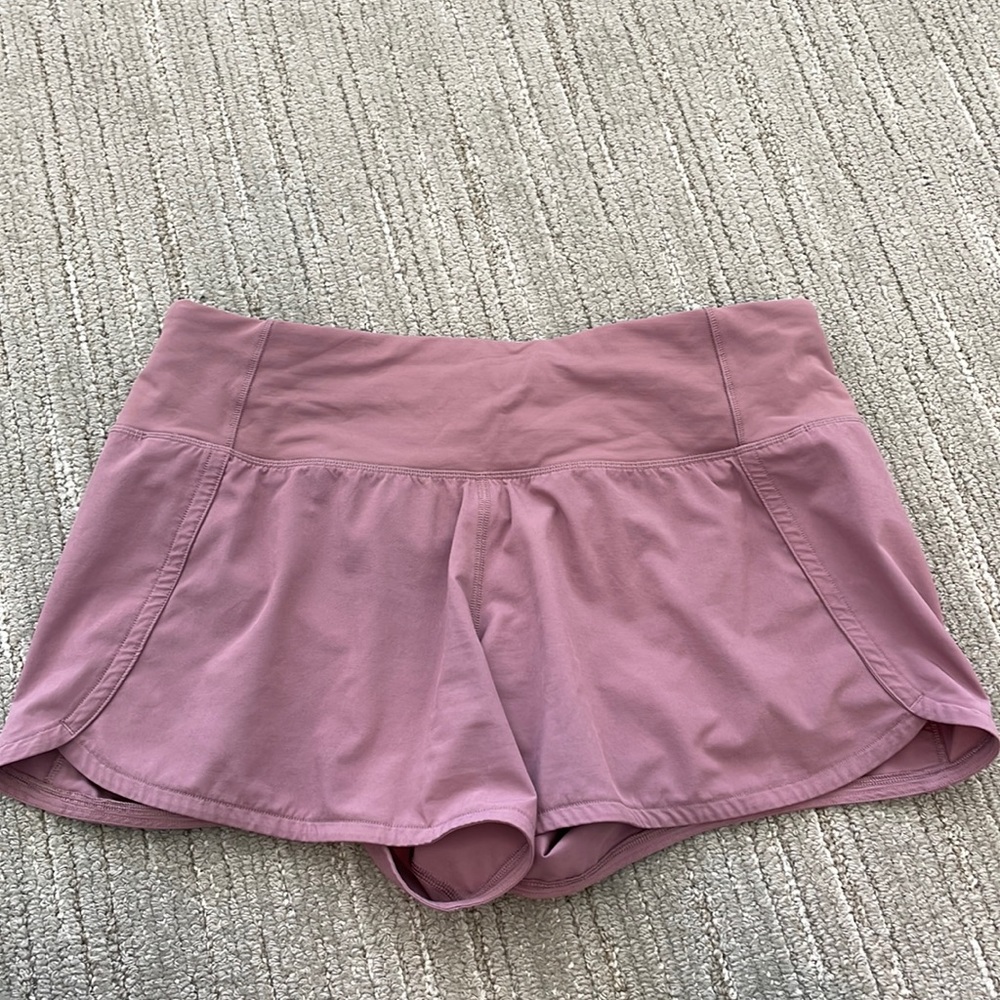 Lululemon Dusty Rose Pink Shorts with Back Zipper Pocket Size 6